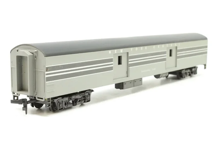 AHM 6407-CE HO Scale Smooth Side Baggage Car New York Central 20th – NOS
