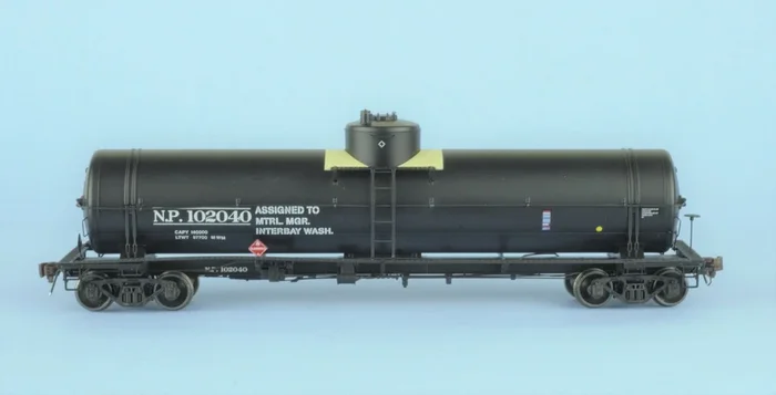 American Limited Models 1868 HO Scale GATC Welded Tank Car Northern Pacific NP 102040