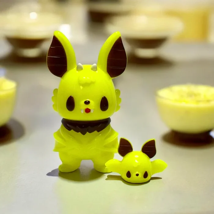 Bat Monster Patapatan Chocolate Banana by Chishima Konosuke