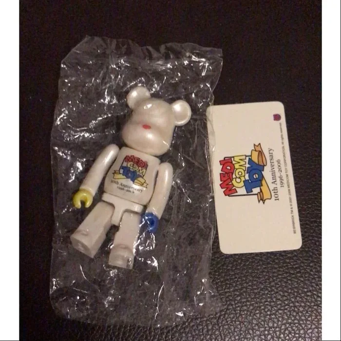 Bearbrick Series 12 Super Secret MEDICOM TOY 10th Anniversary 100%