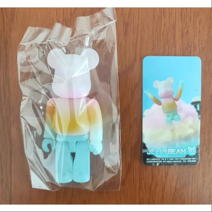 Bearbrick Series 34 JELLYBEAN Cotton Candy 100%