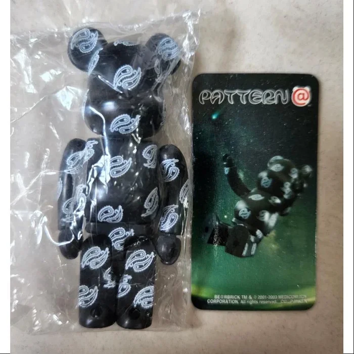 Bearbrick Series 6 PATTERN Cashew flowers 100%