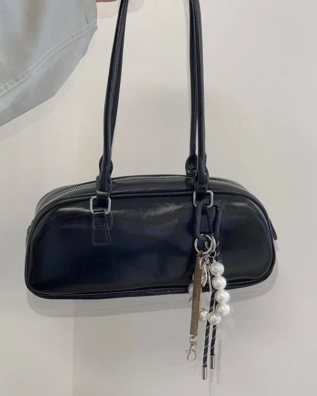 Bijou de sac en perles