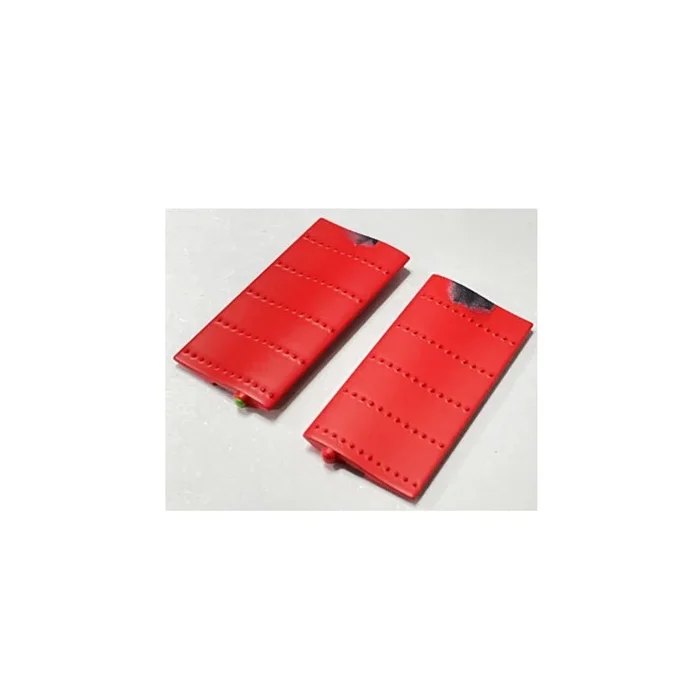 C138 Side Wing (Red)