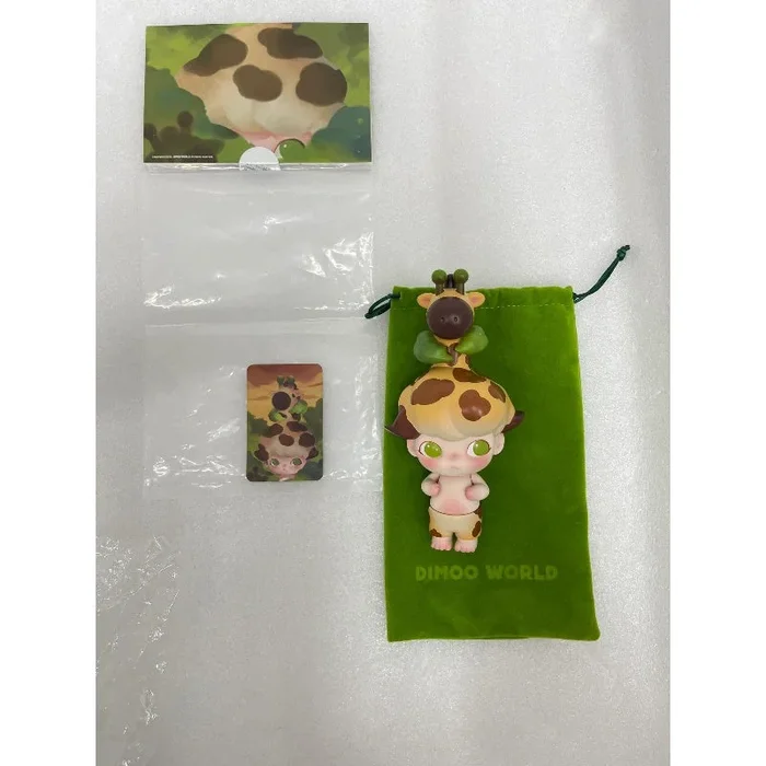 DIMOO Giraffe Plus Limited Figure