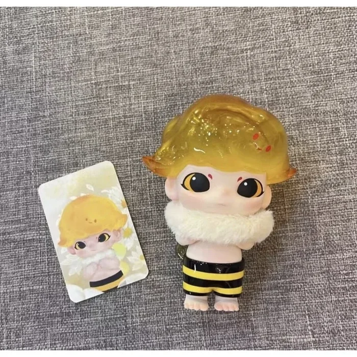 DIMOO Little Bee Limited Figure