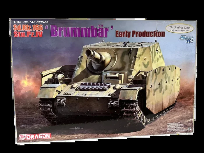 Dragon Models 6992 1/35 Sd.Kfz.166 Stu.Pz.IV ‘Brummbar’ Early Production (The Battle of Kursk) Model Tank Kit