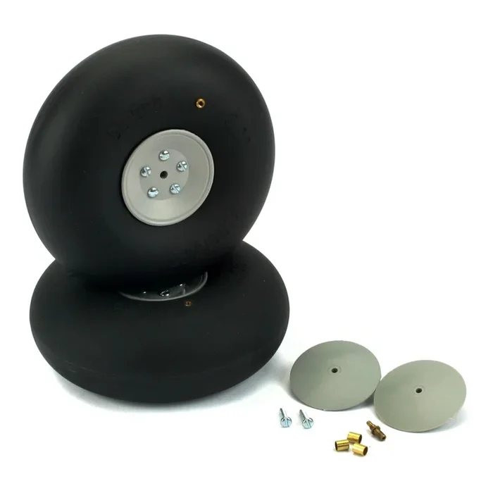 Dubro 4 1/2″ Diameter Big Wheels 2/pkg 450RV