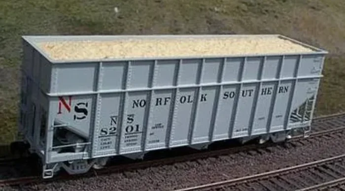 F&N Hobbies 81207 HO Scale Woodchip Load for Athearn 40′ Woodchip Car (2 Pack)