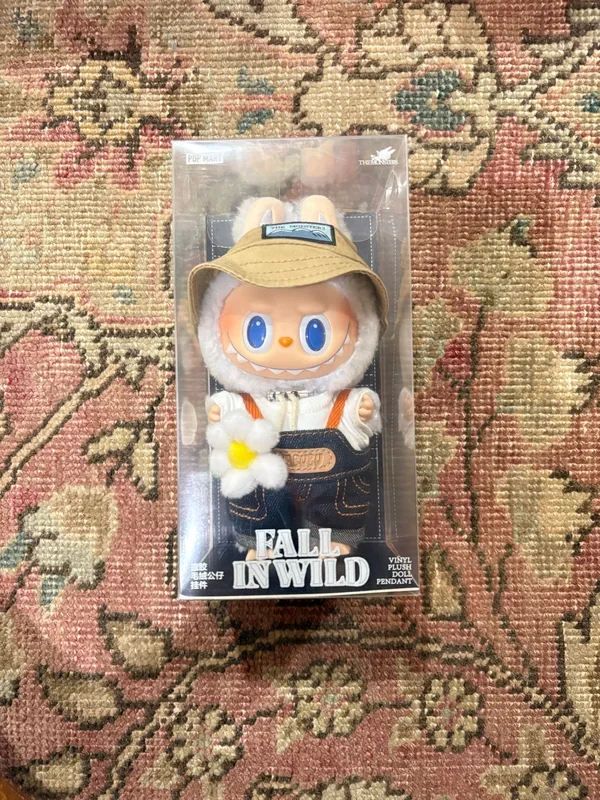 fall in wild labubu