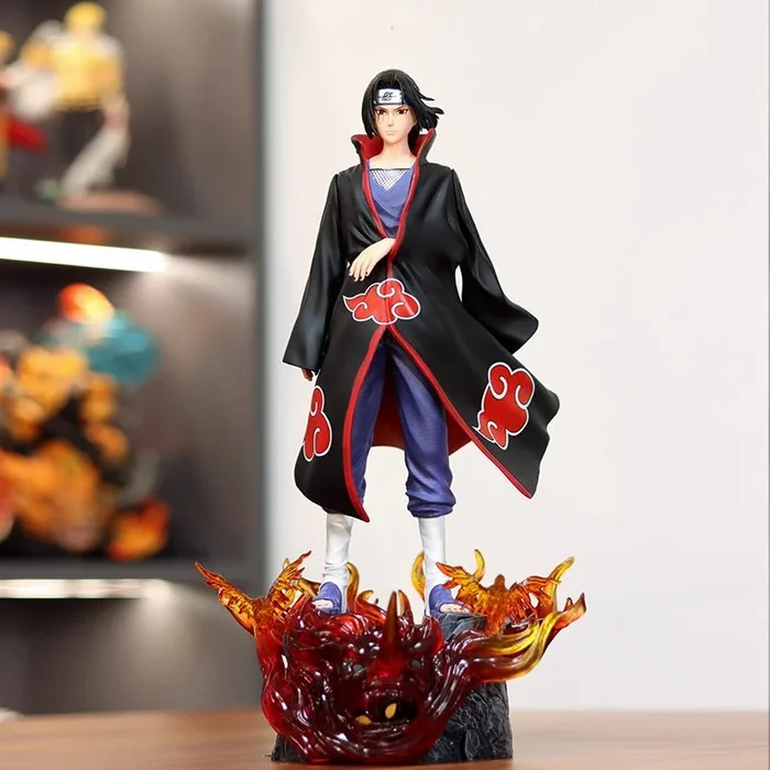 Itachi Uchiha Actionfigur – 39cm Collector’s Edition | Detaillierter Akatsuki -Umhang mit dynamischer Basis
