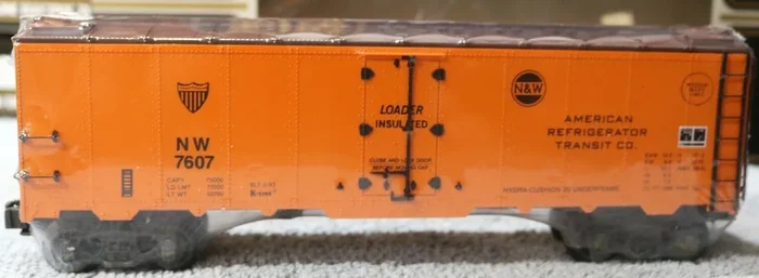 K-Line K7607 O Gauge Classic Reefer Car Norfolk & Western NW 7607 – USED