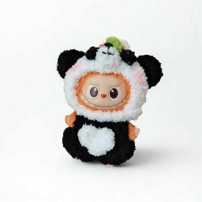 Labubu 4.0 Panda Outfit – Leaf Top Detail