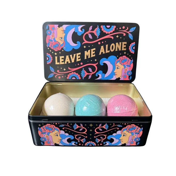 leave me alone bath bomb set