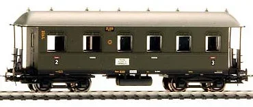 Liliput L381603 HO Scale 2nd Class Coach Deutsche Reichsbhan DR – NOS