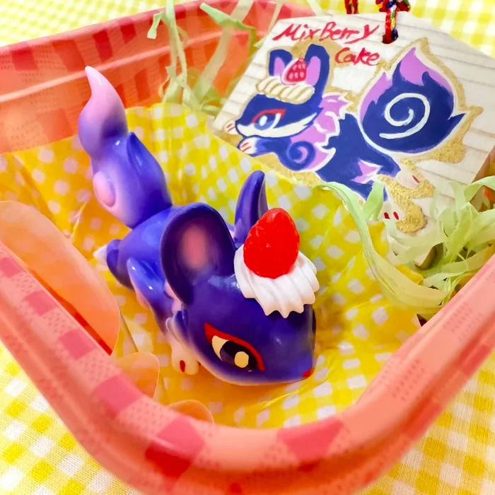 Little Sleeping Fox – Mixed Berry Cheesecake by Genkosha