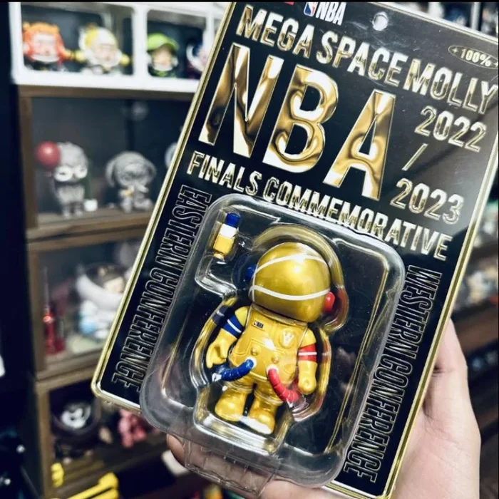 MEGA SPACE MOLLY 100% NBA Finals Commemorative 2023 LIMITED