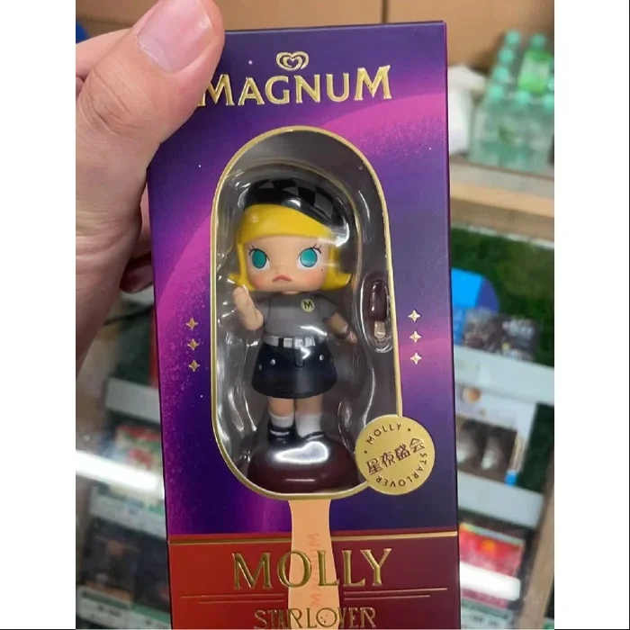 MOLLY Star Lover Figurine 2023 Limited Edition