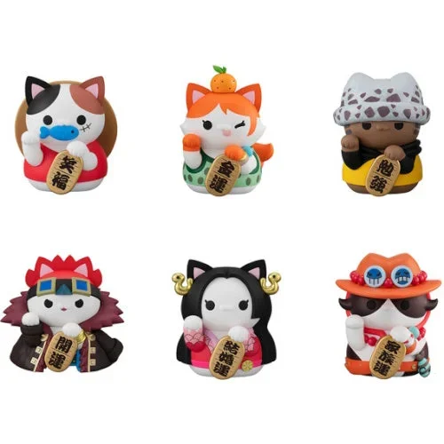 One Piece Nyan Maneki Neko Fortune Lucky Cat Pirate Megahouse 3-Inch Mini-Figure