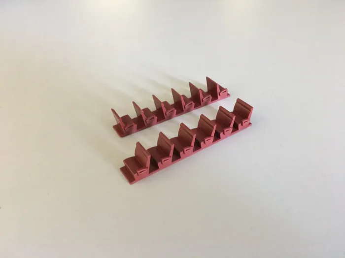 Pikestuff 541-4102 HO Scale Red Coach Seats (72 Seat)