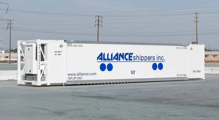 ScaleTrains 11697 HO Scale CIMC 53′ Reefer Container Alliance Shippers ASIU 3 Pack #2