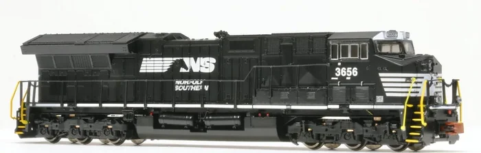 ScaleTrains Operator 10985 N Scale GE ET44AC Tier 4 Diesel “Horsehead” NS 3656 with DCC