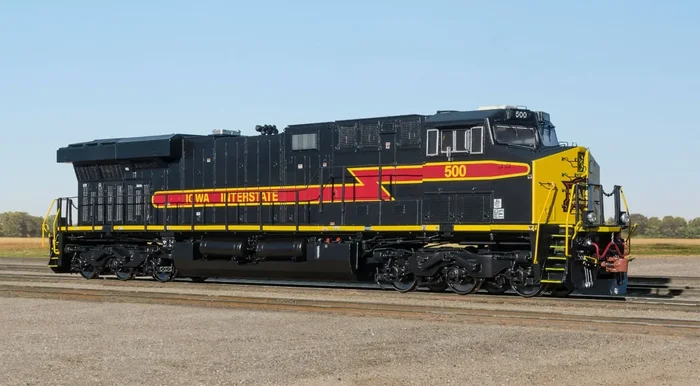 ScaleTrains Rivet 33598 HO Scale GE ES44AC Iowa Interstate IAIS 500 DCC & Sound