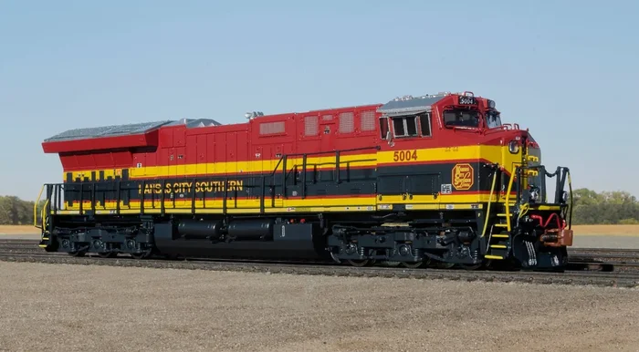 ScaleTrains Rivet 33657 N Scale GE ET44 Tier 4 Diesel “Southern Belle” KCS 5021