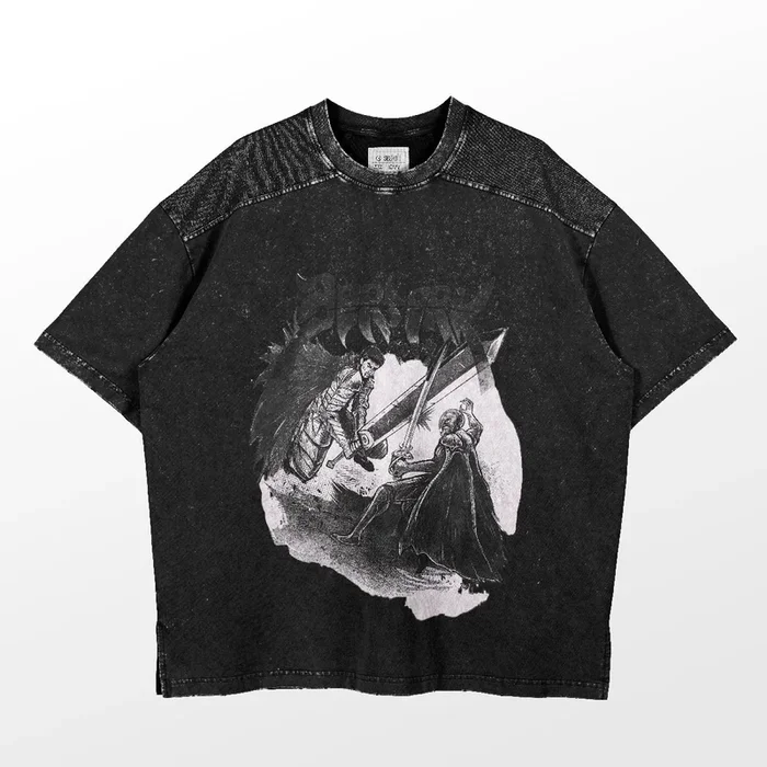 T-shirt graphique inspiré de Berserk – Design de bataille Guts vs. Griffith Eclipse, t-shirt surdimensionné noir délavé