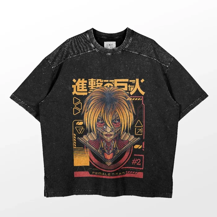 T-shirt graphique inspiré de l’attaque des Titans – Design « Battle Form » de Titan féminin, t-shirt surdimensionné noir délavé