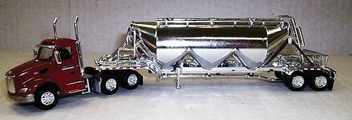 Trucks n Stuff SPEC003 Red 579 Peterbuilt with Chrome Pneumatic Bulk Trailer Conti Material Service