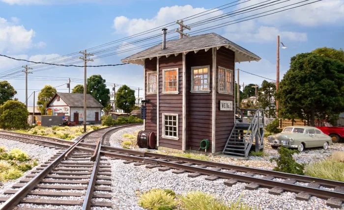 Woodland Scenics BR4964 N Scale Built Up Structure – Interlocking Switch Tower