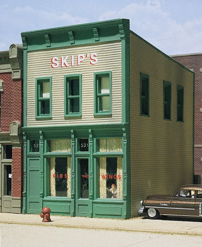 Woodland Scenics DPM 10500 HO Scale Skips Chicken & Ribs [Building Structure Kit]